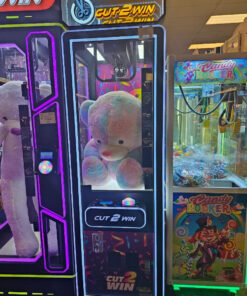 Cut 2 Win Mini arcade prize machine